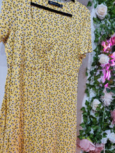 Load image into Gallery viewer, Crew Clothing Company Yellow Ditsy Dress - Size 14
